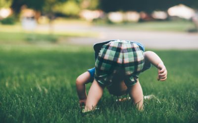 5 Ways Dads Can Encourage Their Toddlers To Walk