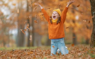 How can you get kids outside in the Autumn?